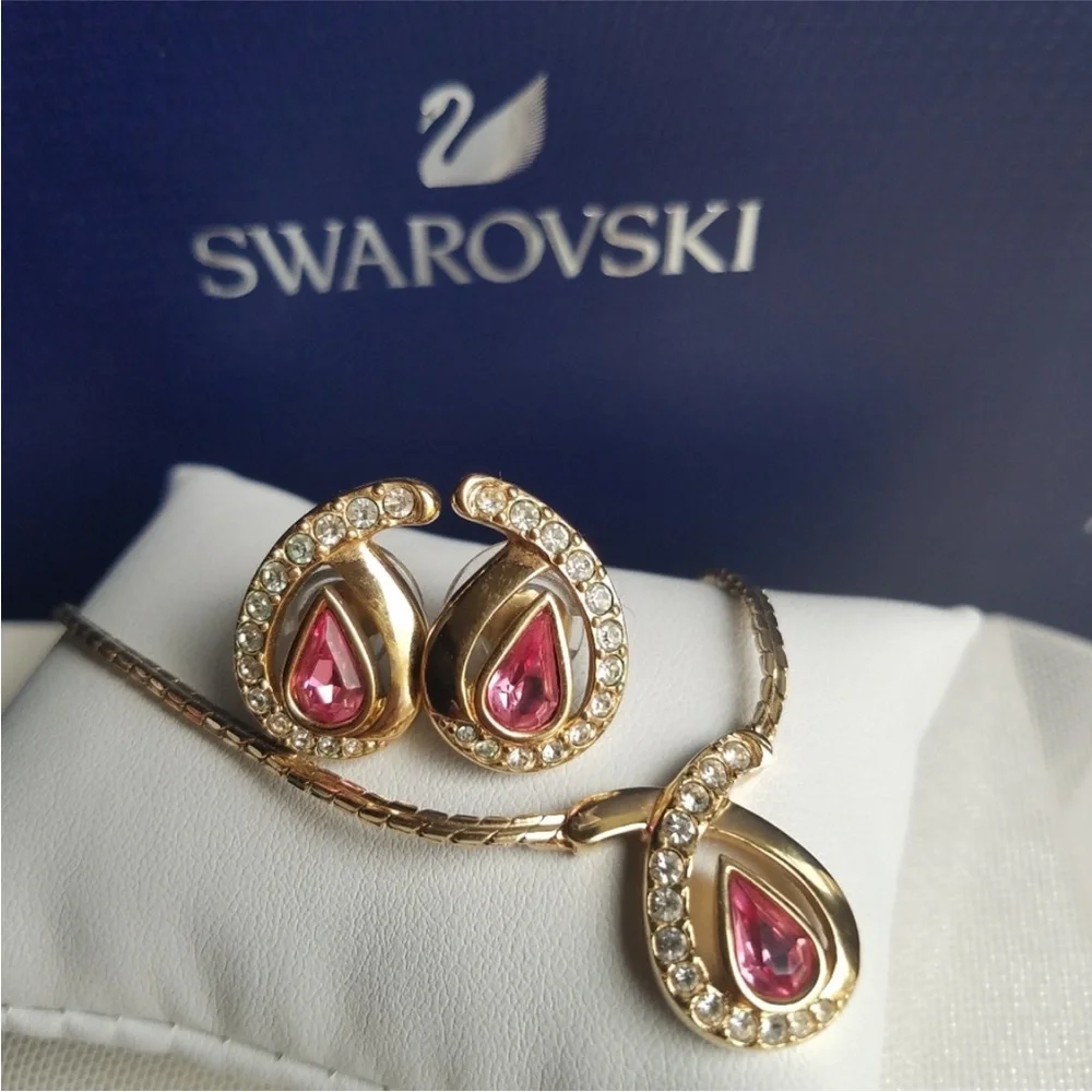 AUTHENTIC Swarovski 24k Gold Plated Pink Teardrop Necklace RARE